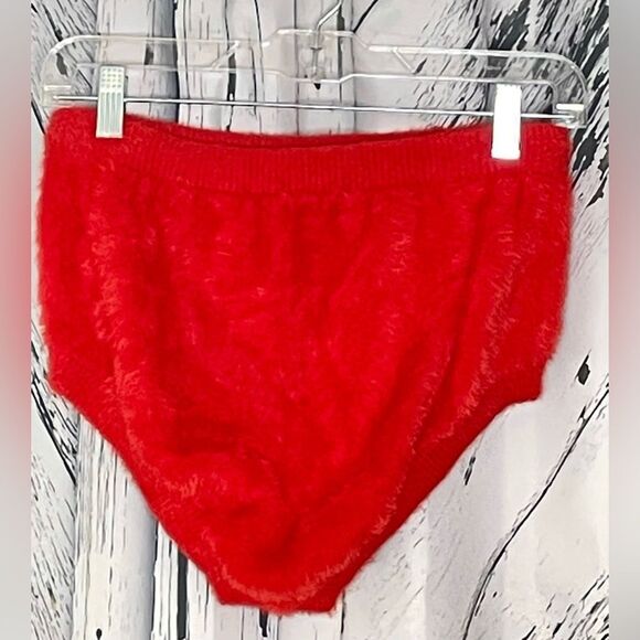 SAVAGE X FENTY Fluff It Up Booty Shorts Red Size Large - Picture 3 of 10